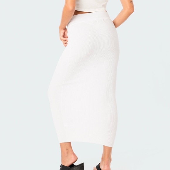 EDIKTED Leila Knitted White Ribbed Midi Maxi Skirt - Picture 5 of 9